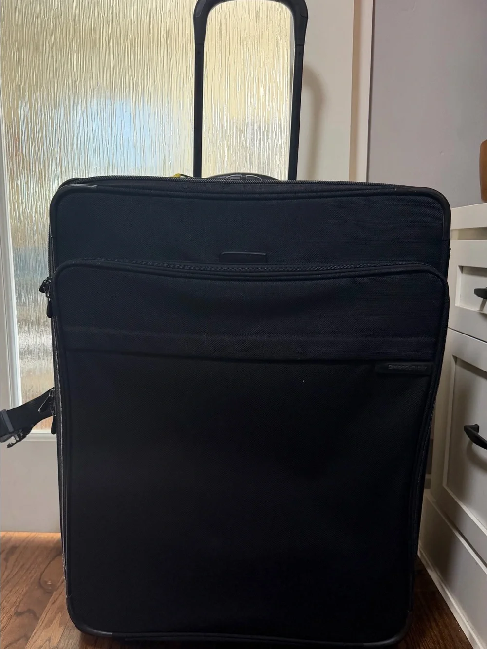 Briggs & Riley Black Rolling Travel Case with Telescoping Handle